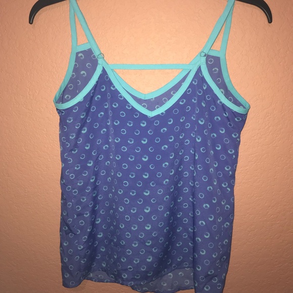 Flowy sheer top - Picture 3 of 6